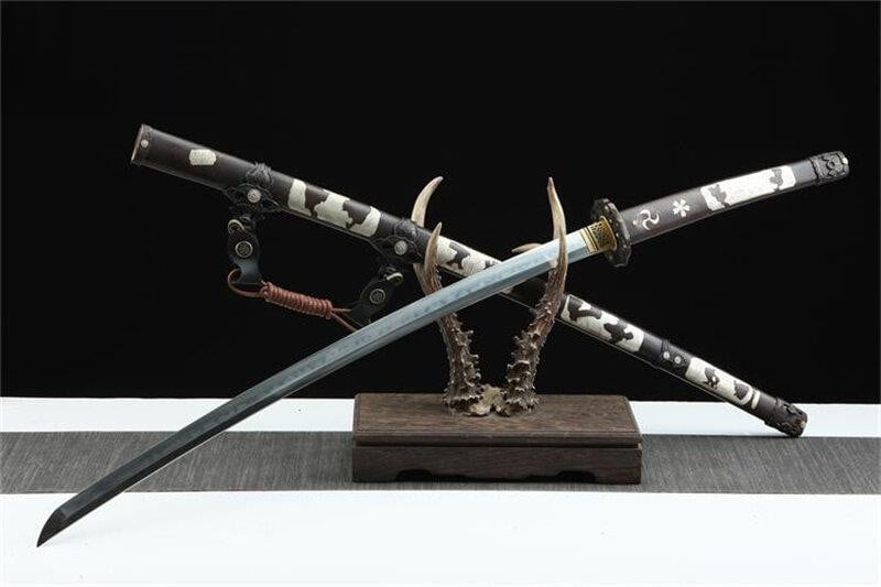 Japanese Tachi Sword Damascus Steel Real Hamon Full Tang Clay Tempered Katana
